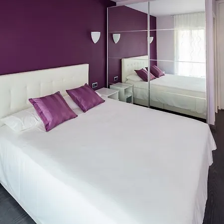 Sitgesblues, 250 M , Big Terrace Appartement *